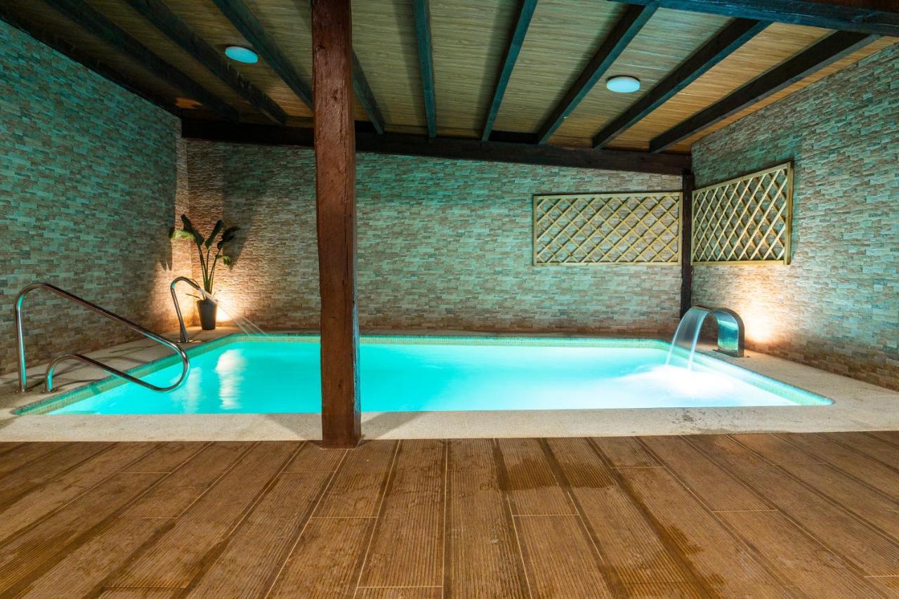 Albergue Gbc Caldas Caldas De Reis Eksteriør bilde