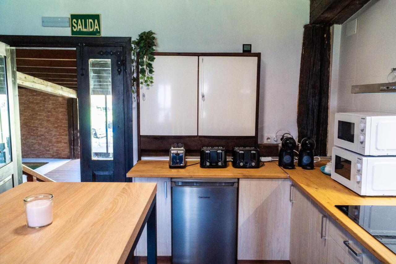 Albergue Gbc Caldas Caldas De Reis Eksteriør bilde