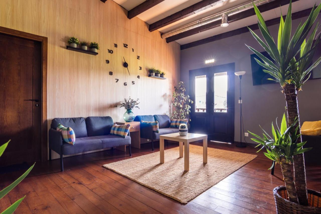 Albergue Gbc Caldas Caldas De Reis Eksteriør bilde