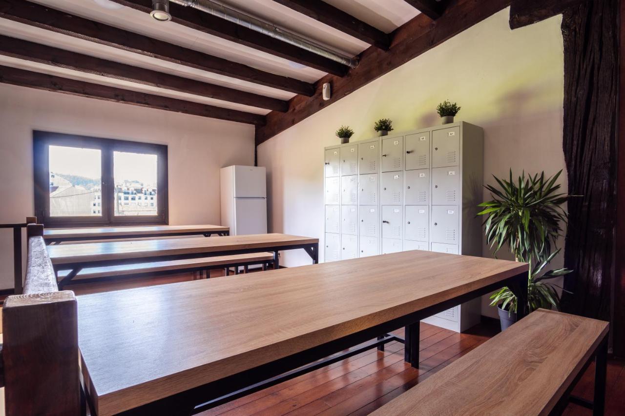 Albergue Gbc Caldas Caldas De Reis Eksteriør bilde
